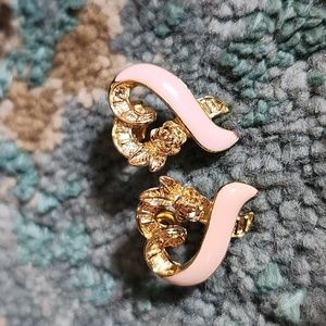 Avon pink ribbon enamel vintage gold heart earrings.